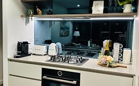 Brisbane Cbd Luxury Apartment 8 Margaret St